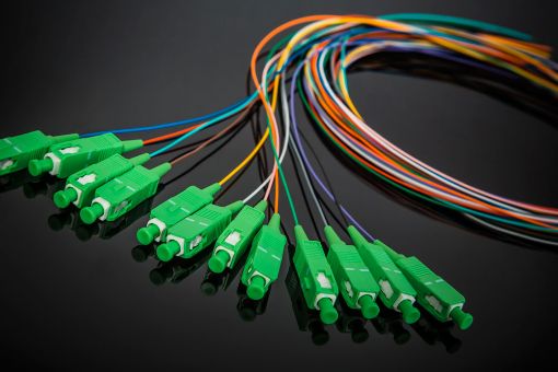 Picture of Pigtail 9/125 SC APC 2m (Telcordia 12 colors)